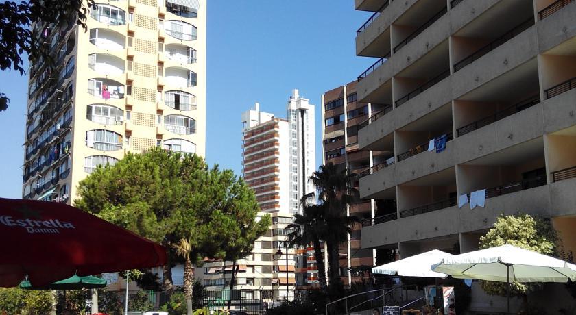 Halley Hotel & Apartments Affiliated By Melia Benidorm Exterior photo